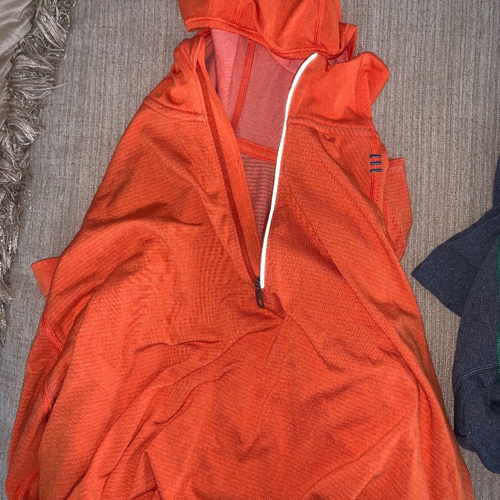 Lululemon metal vent tech quarter zip hoodie XXL like new